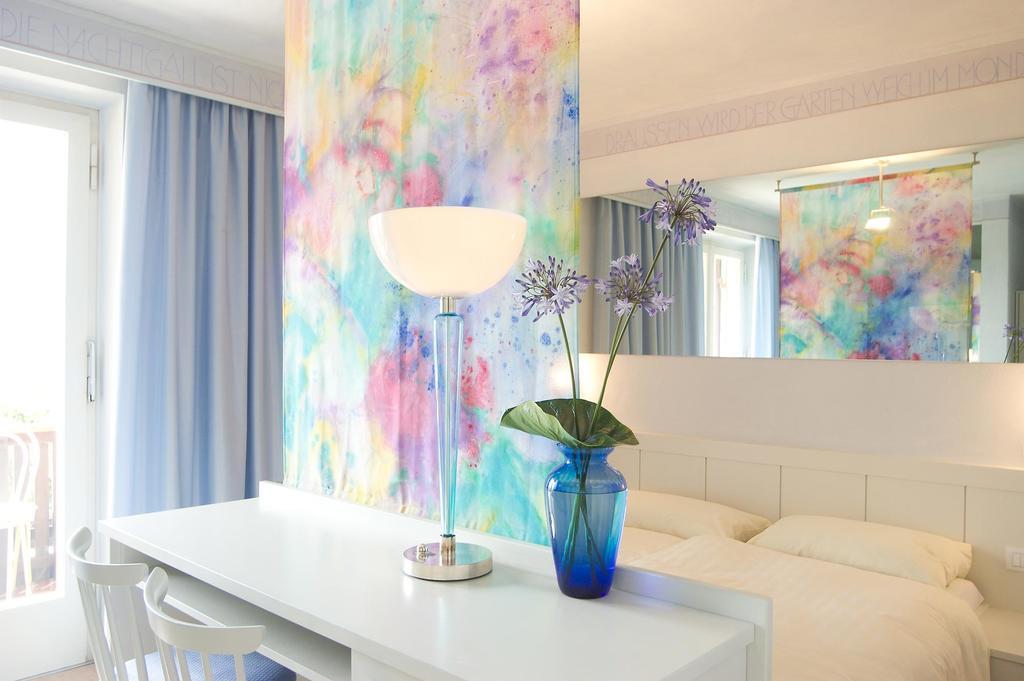 Maratscher Kunst & Kulturhotel Лагундо Екстериор снимка