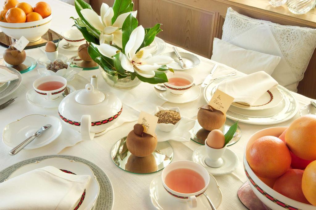 Maratscher Kunst & Kulturhotel Лагундо Екстериор снимка